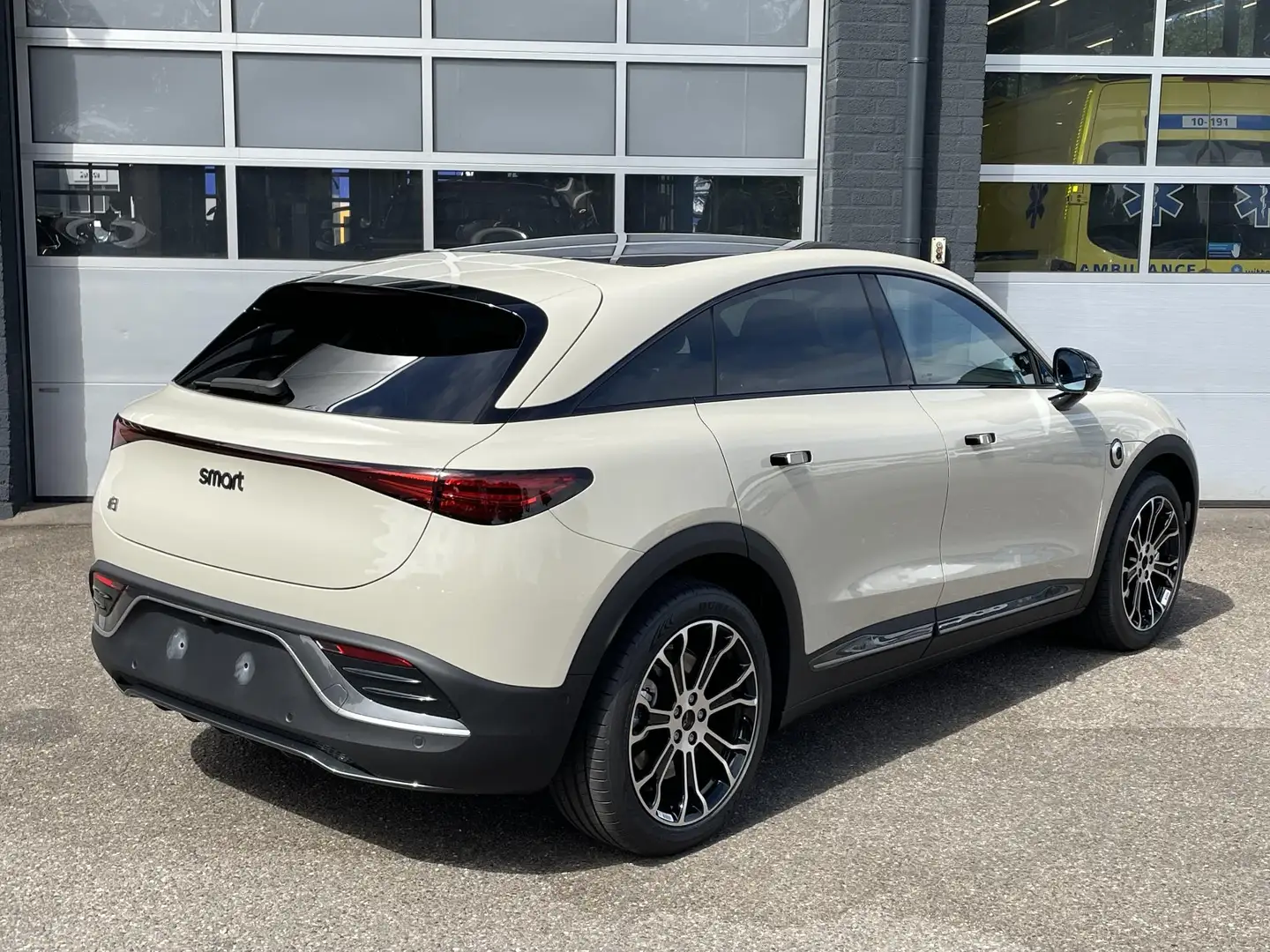 smart #3 Premium 66 kWh ZOMERDEALS! | Van € 49.065,- voor € - 2