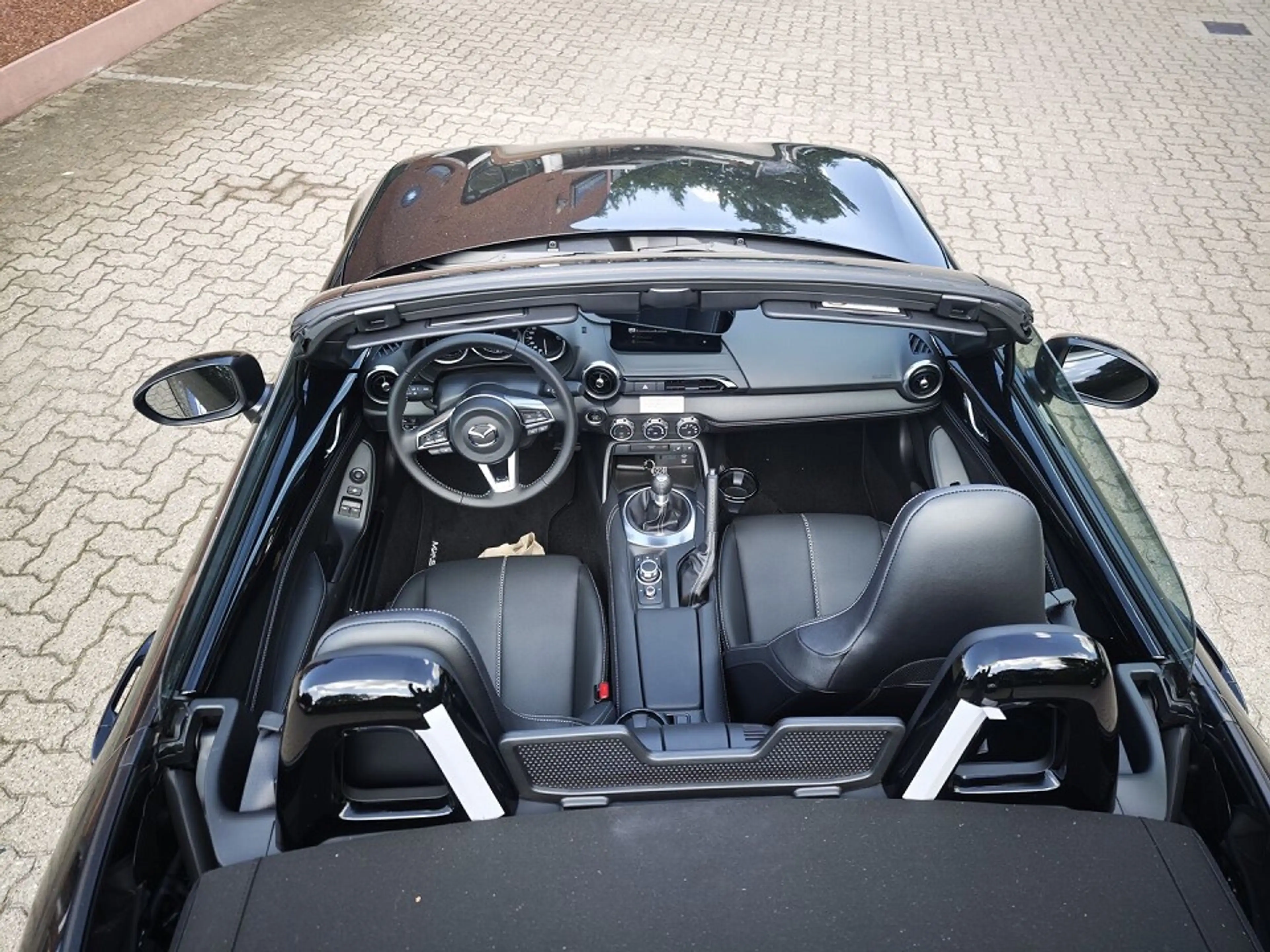 Mazda MX-5 1.5L SKYACTIV-G RWD Exclusive-line — photo 5