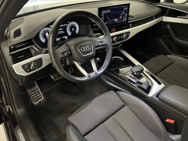 Audi A4 view 8