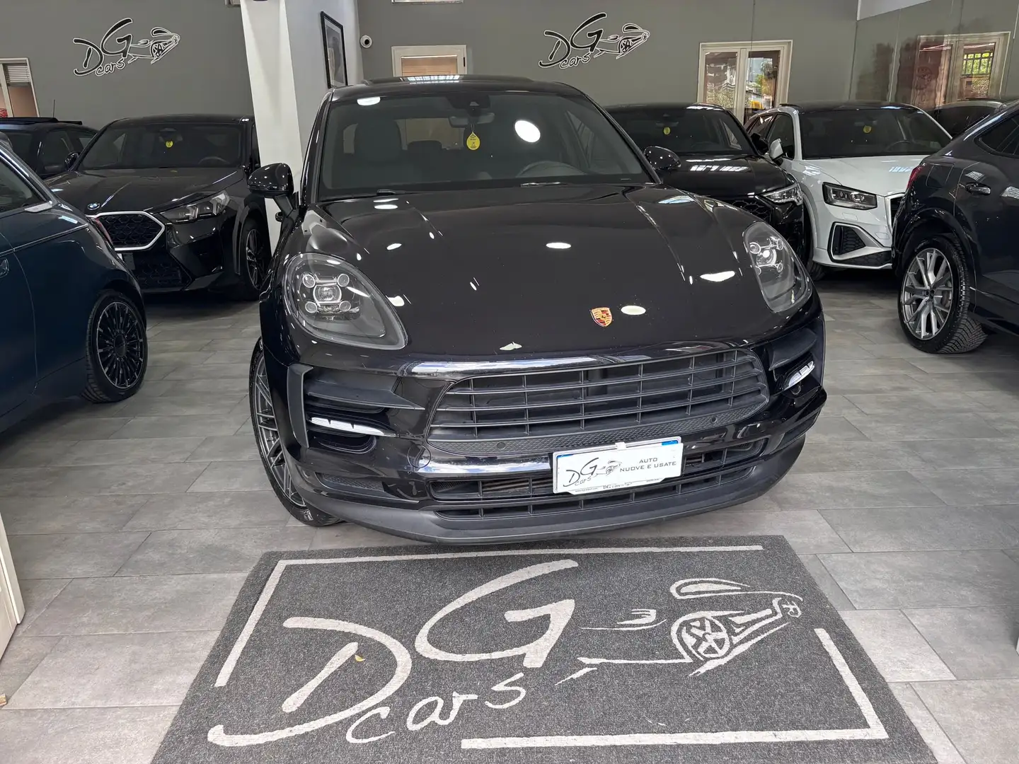 Porsche Macan 2.0 PDK TETTO-NAVI-LED Noir - 1