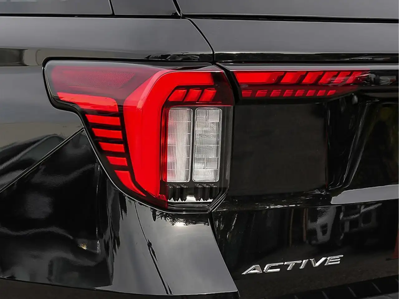 Ford Explorer снимка Ford Explorer