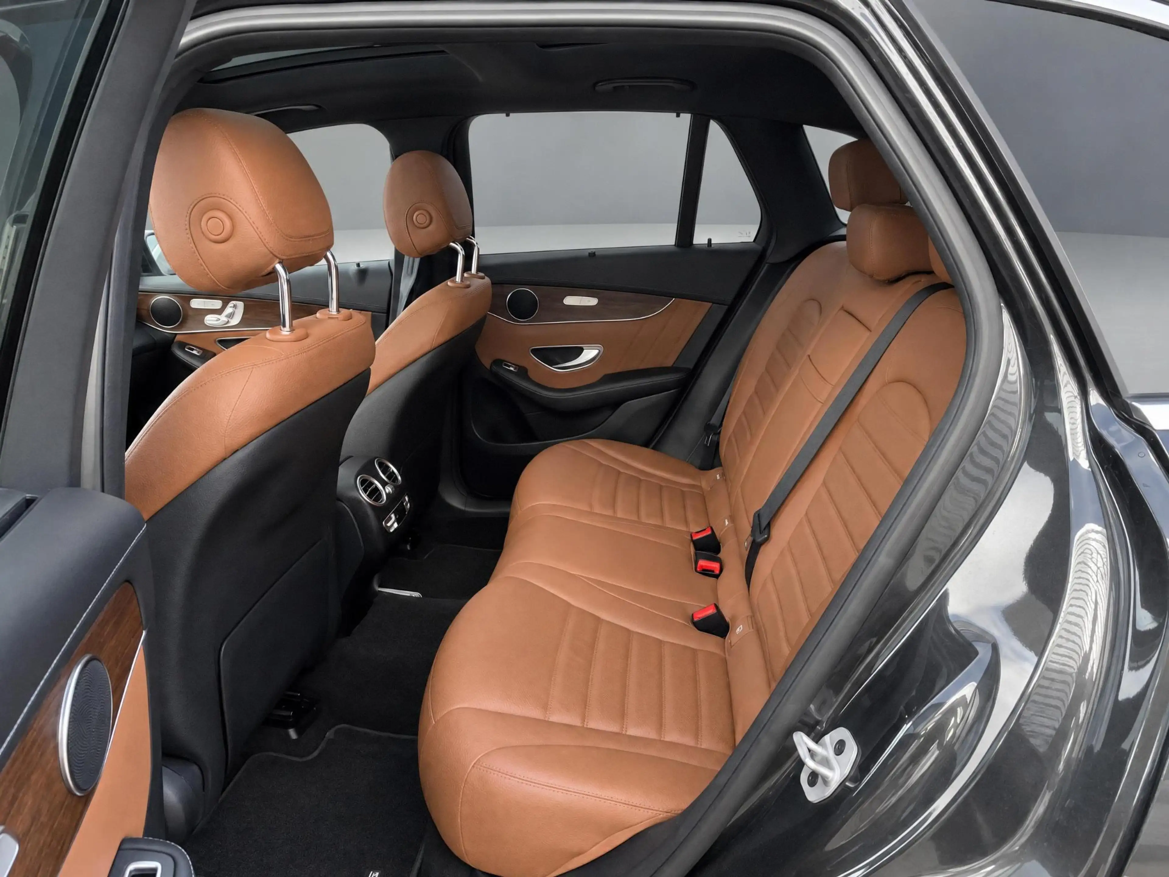 Mercedes-Benz GLC 300 300e 4MATIC Business Solution AMG | Airmatic | Bru — photo 8