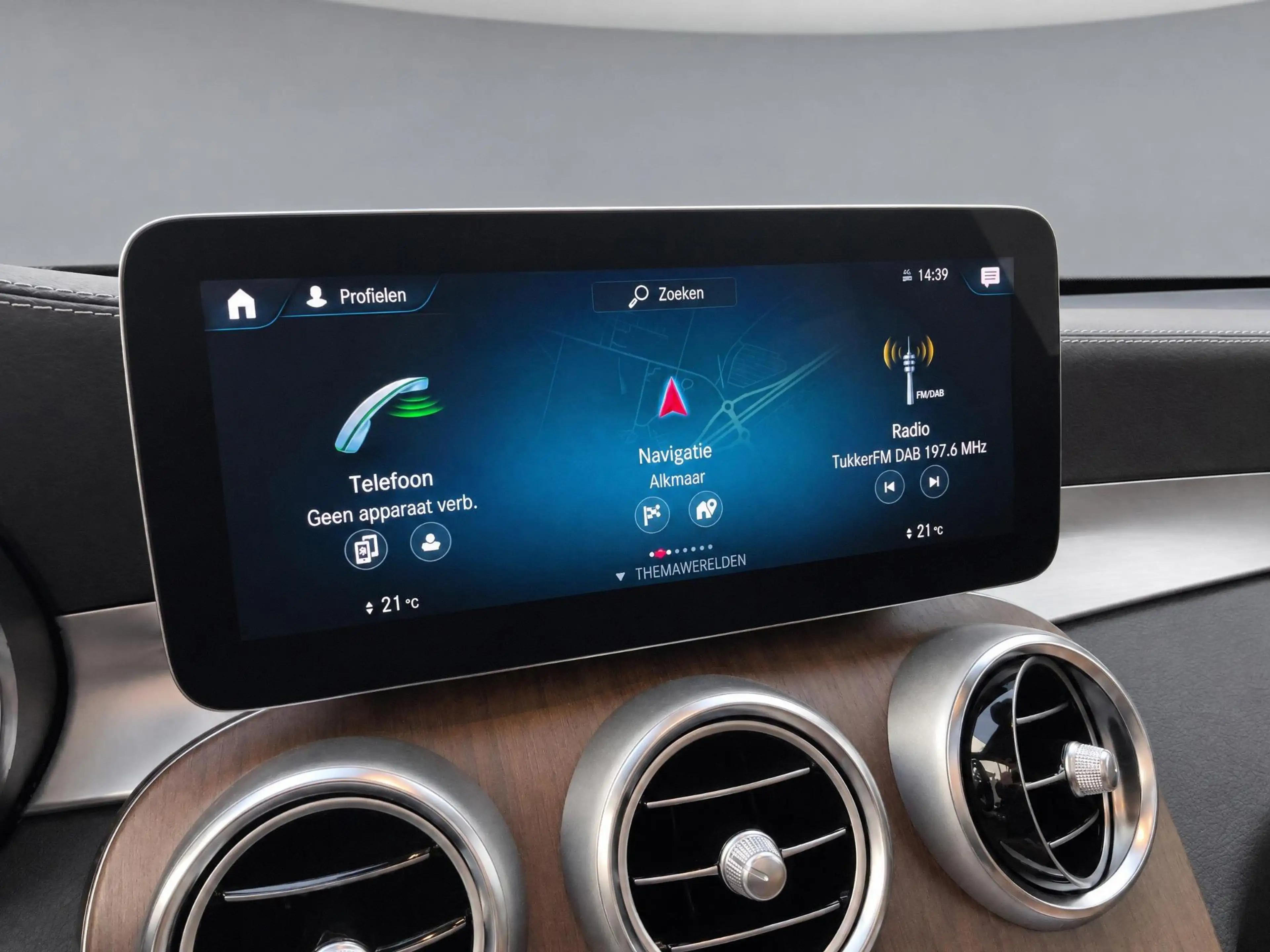 Mercedes-Benz GLC 300 300e 4MATIC Business Solution AMG | Airmatic | Bru — photo 14