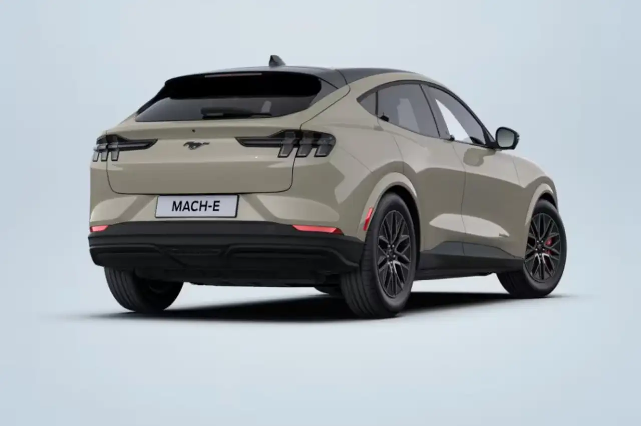 Ford Mustang Mach-E 2026