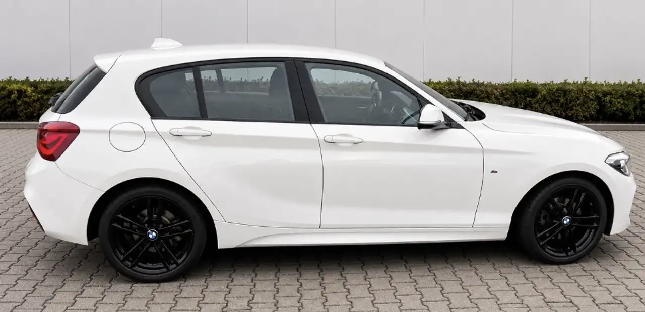 BMW 118 — photo 3 sur 9