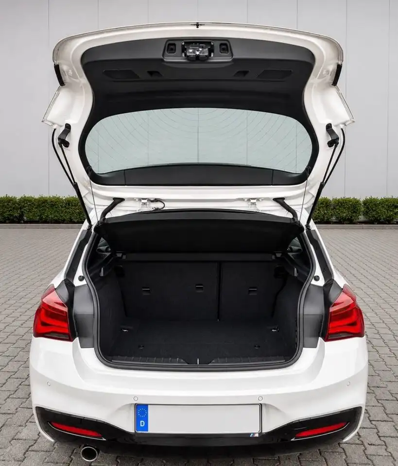 BMW 118 — photo 5 sur 9