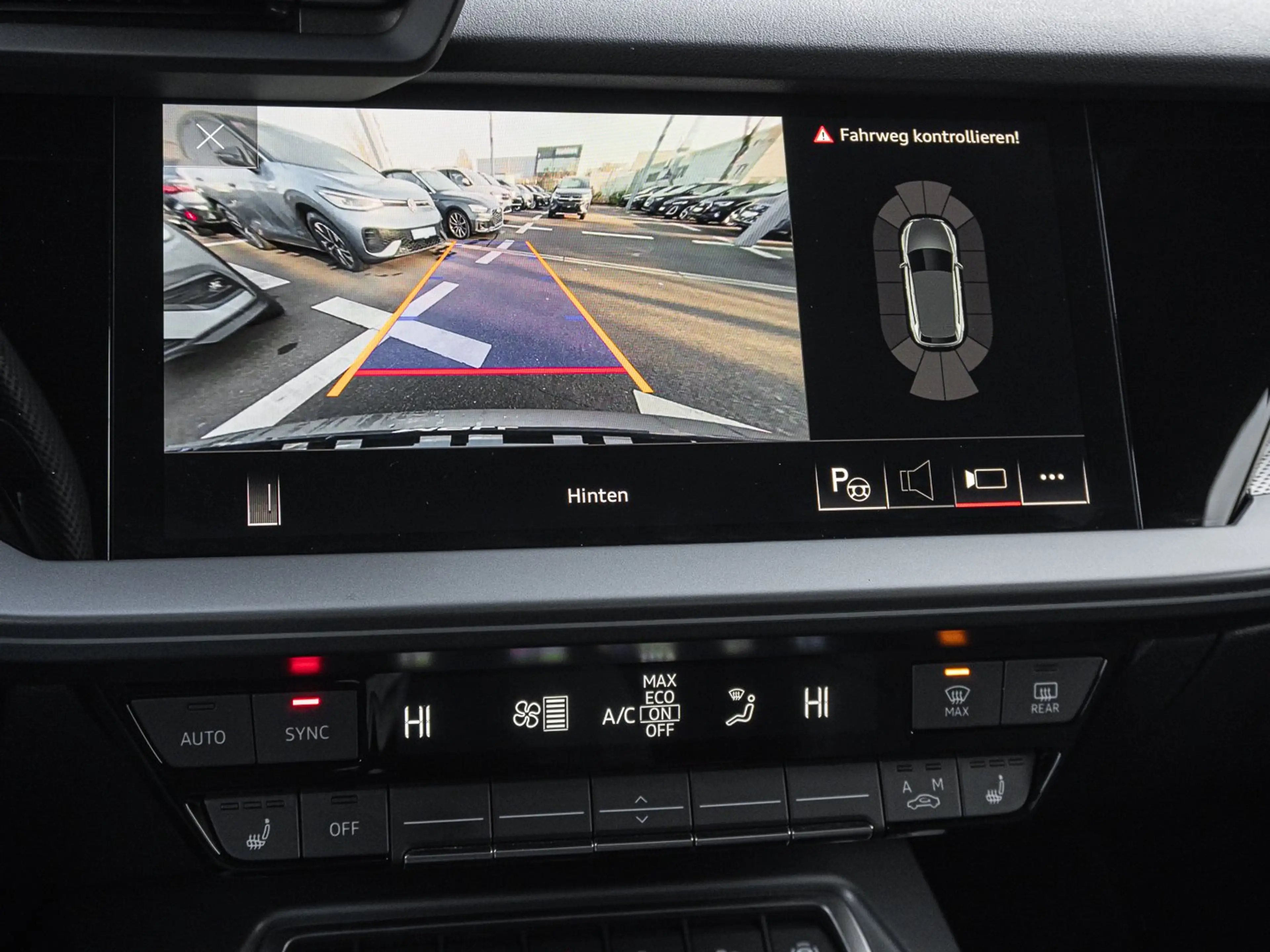 Audi S3 Sportback 2.0 TFSI quattro S tronic MATRIX — photo 13
