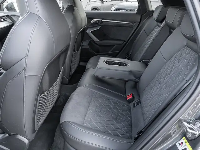 Audi S3 view 16