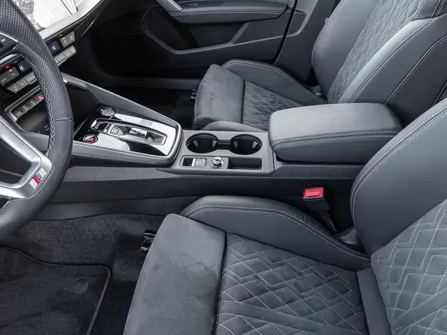 Audi S3 view 15