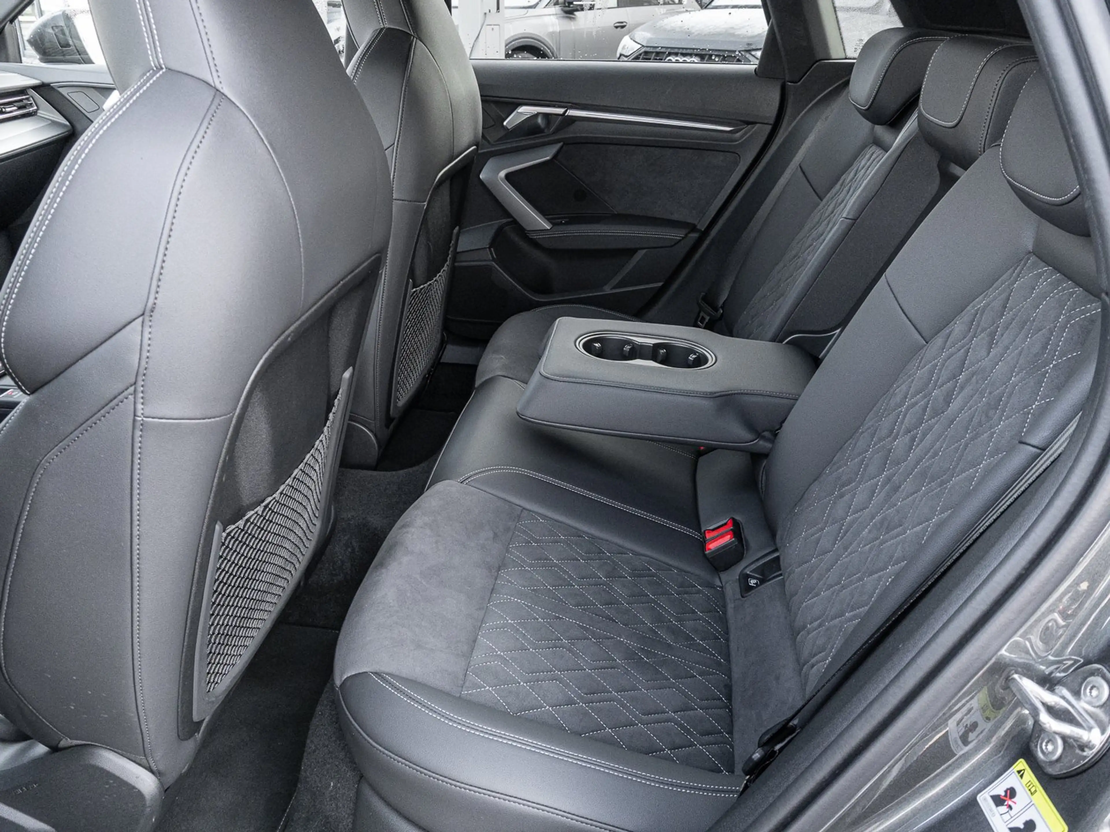 Audi S3 Sportback 2.0 TFSI quattro S tronic MATRIX — photo 16