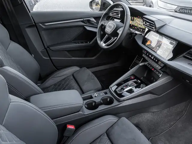 Audi S3 view 8