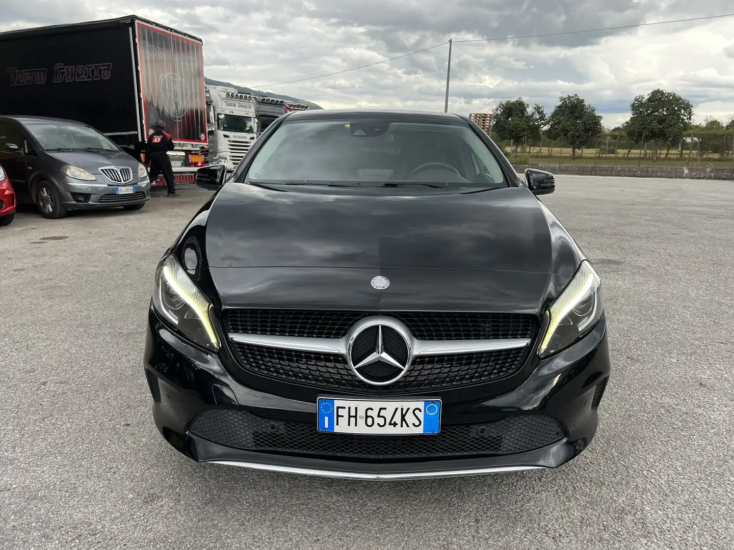 Mercedes-Benz A 200 Mercedes A200d Sport auto my16 Noir - 2
