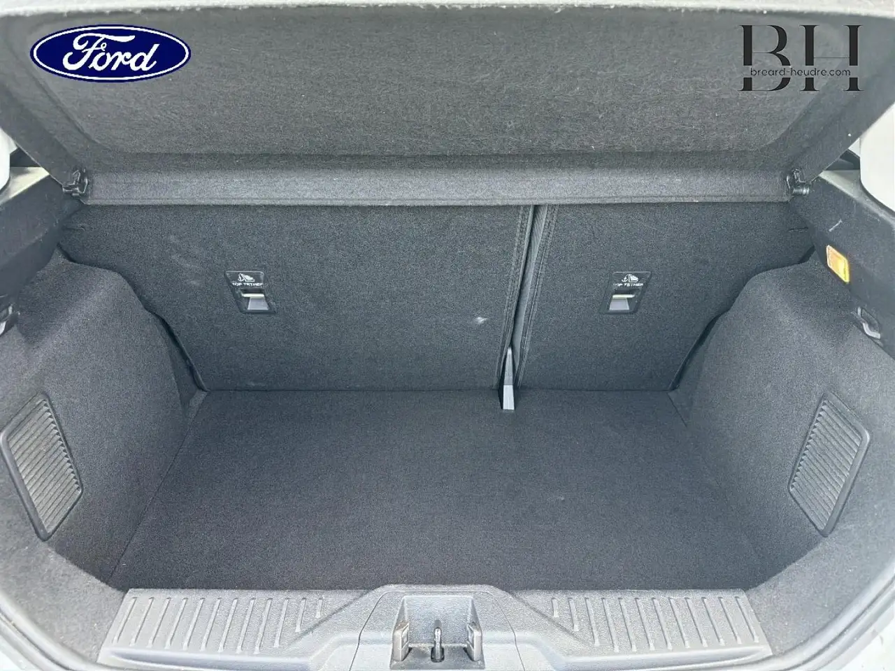 Ford Fiesta 5 portes — photo 6