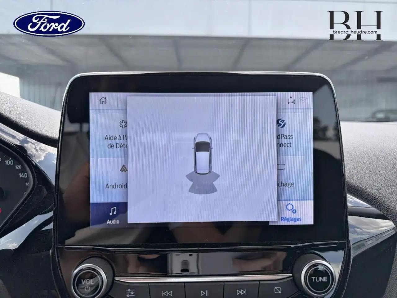 Ford Fiesta 5 portes — photo 20