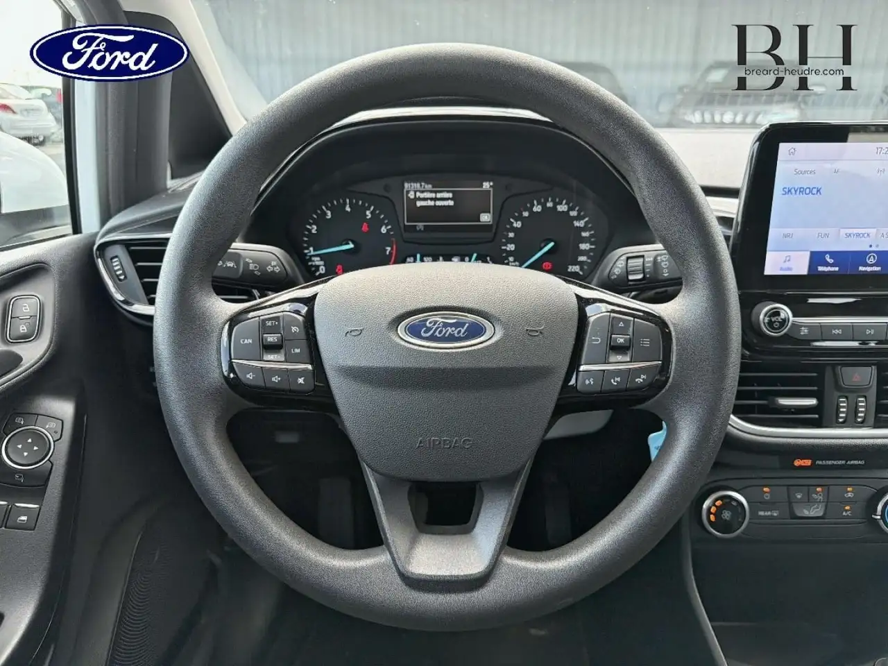 Ford Fiesta 5 portes — photo 9