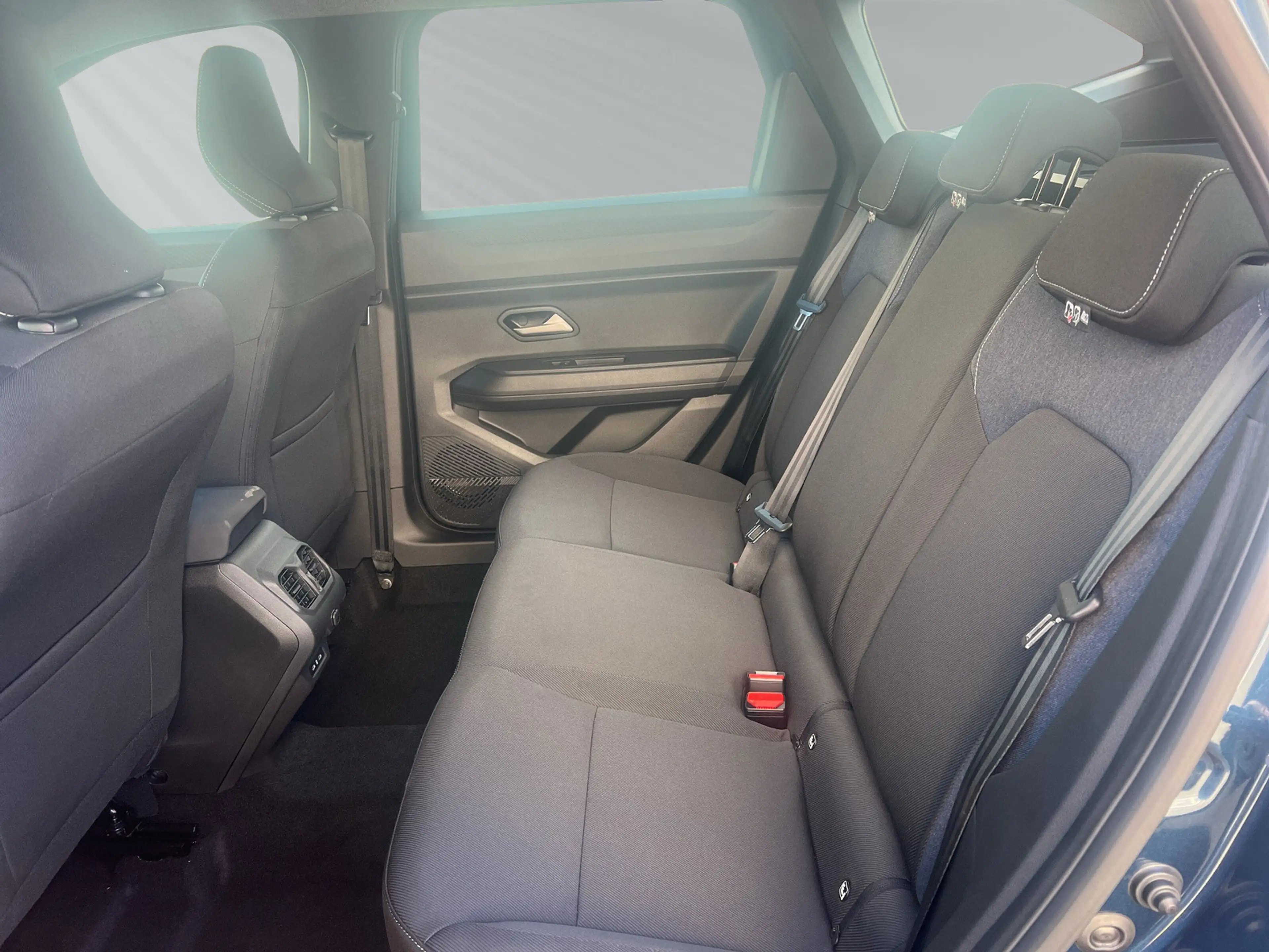 Dacia Bigster TCe 140 Expression — photo 8