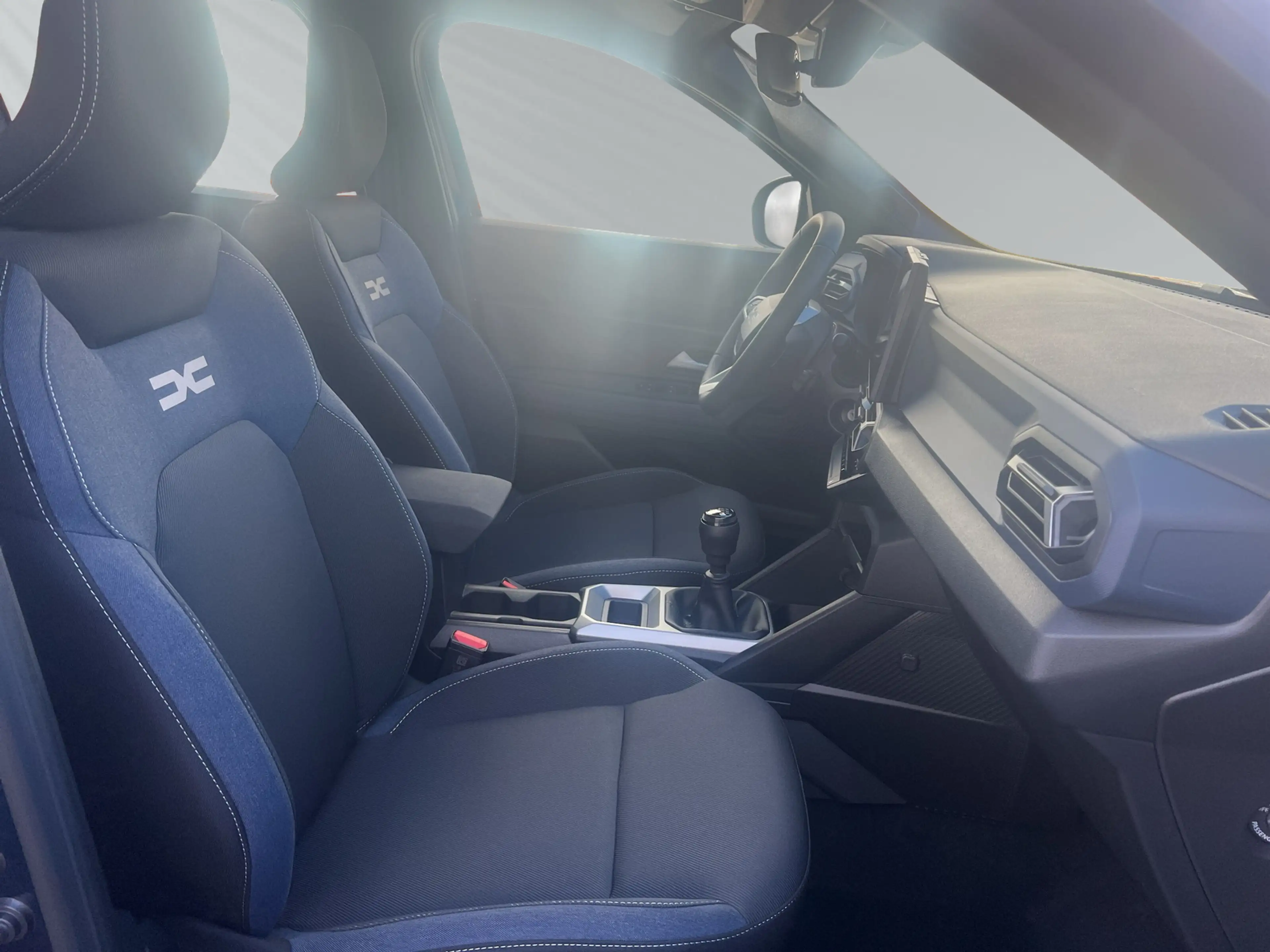 Dacia Bigster TCe 140 Expression — photo 10