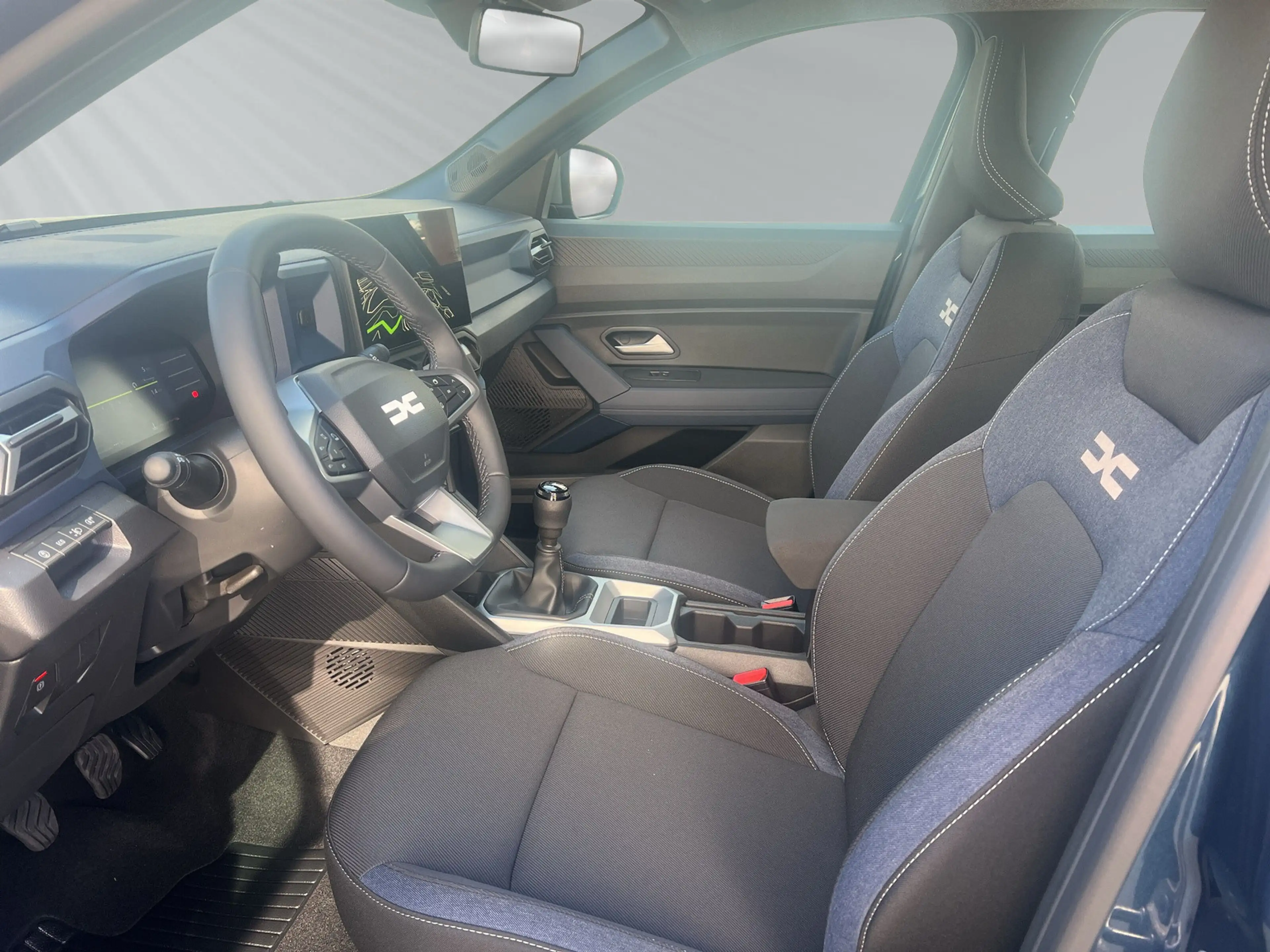 Dacia Bigster TCe 140 Expression — photo 7