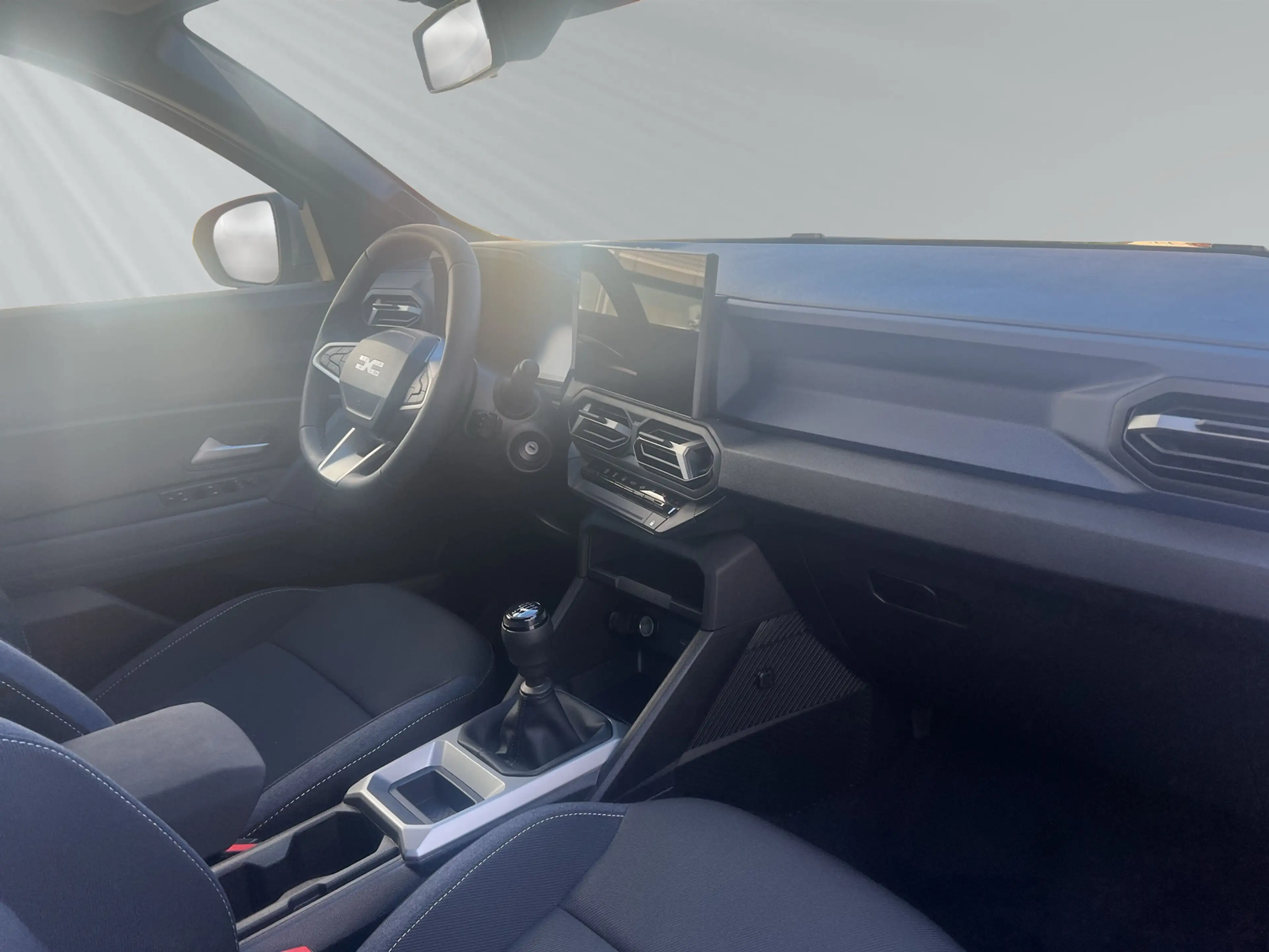 Dacia Bigster TCe 140 Expression — photo 11