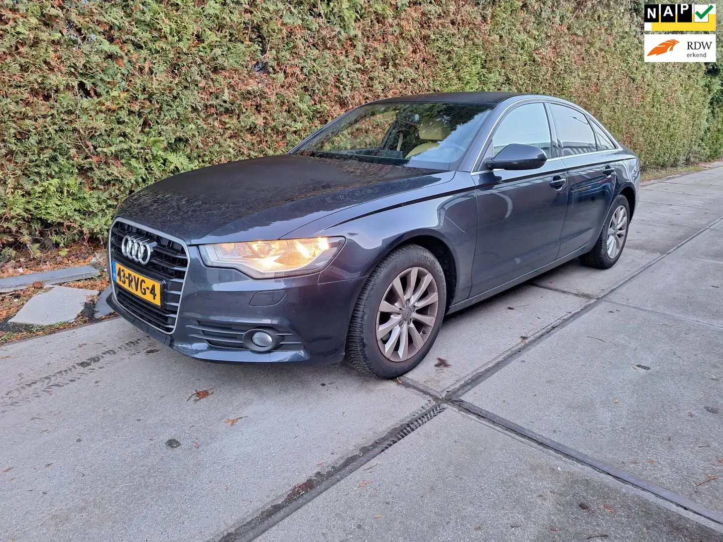 Audi A6 Limousine 2.8 FSI Pro Line Blauw - 1