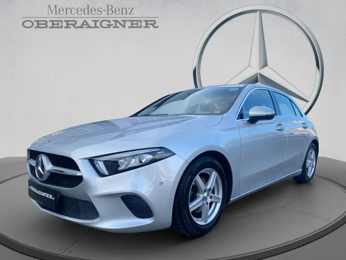 Mercedes-Benz A 180 Kompaktlimousine Progressive PTS Shz LED Silber - 1