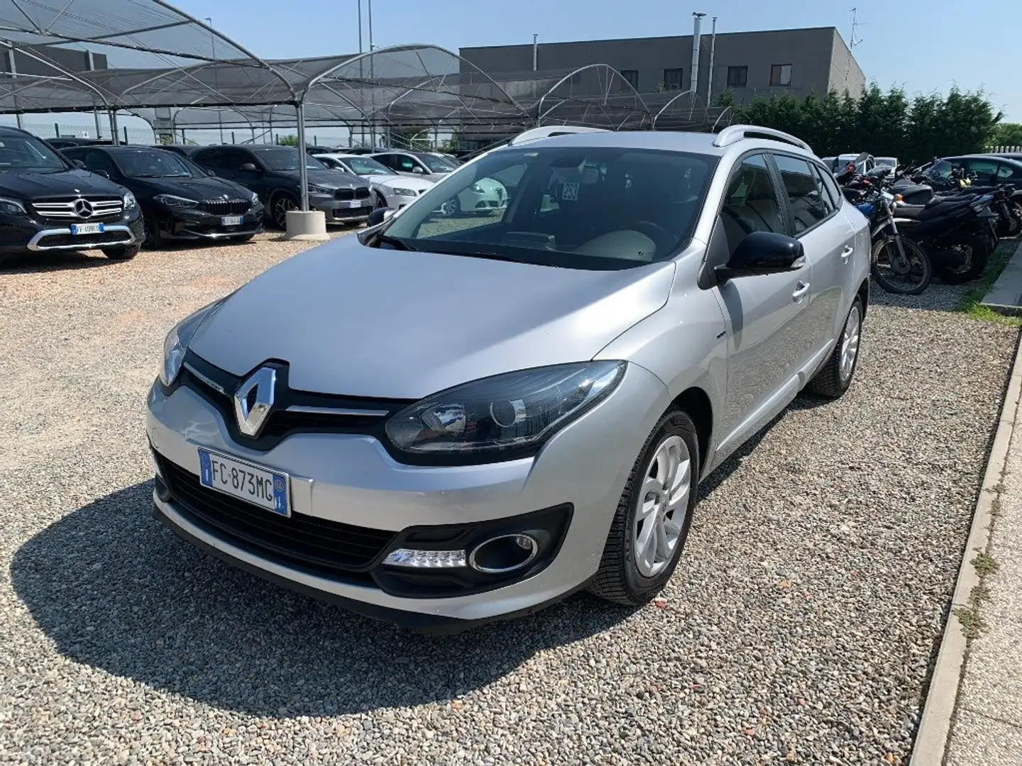 Renault Megane dCi 110CV Start&Stop SporTour Energy Limited Grijs - 1