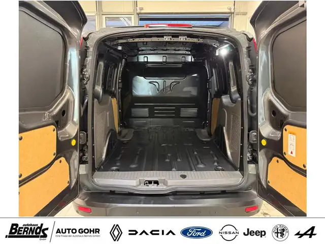 Ford Transit Connect view 6
