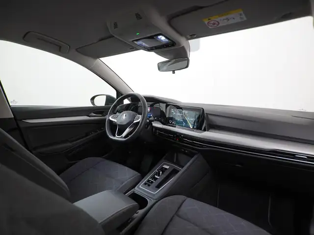 Volkswagen Golf view 2