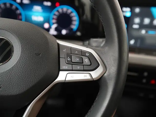 Volkswagen Golf view 10