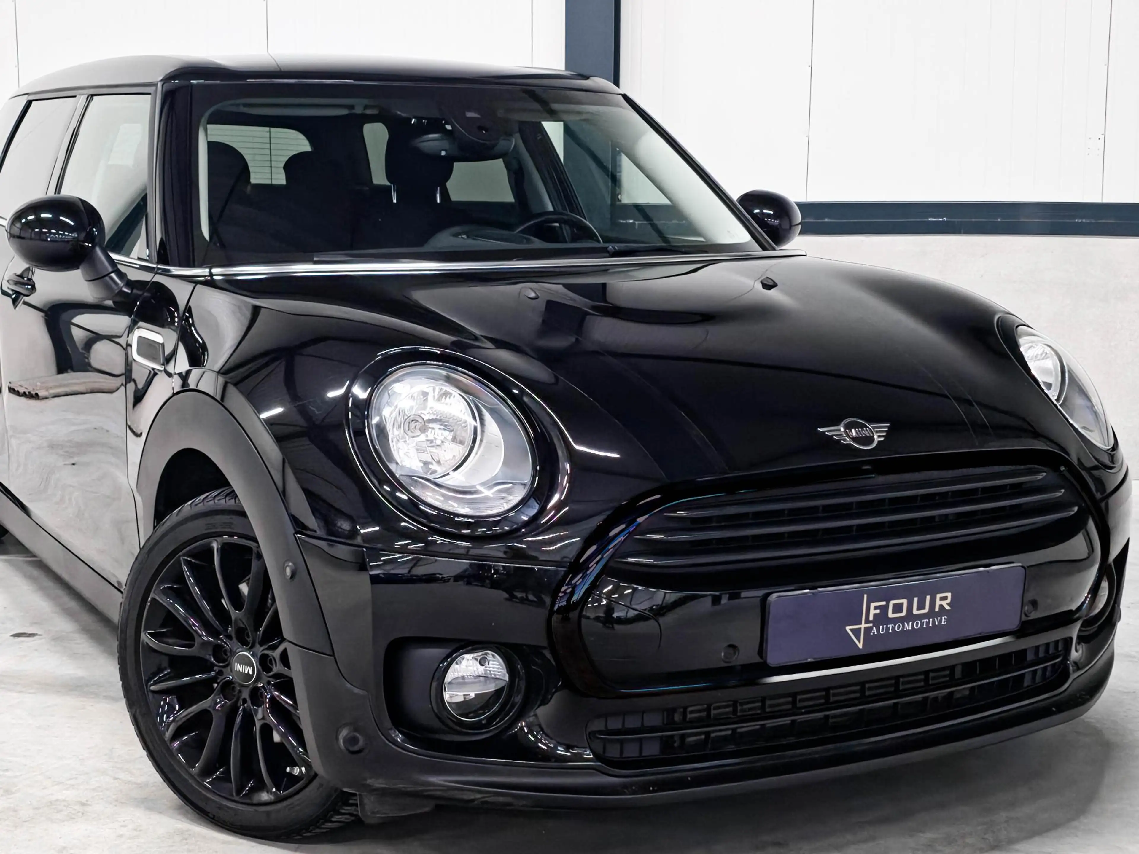 MINI Cooper Clubman 1.5 Black edition | Carplay | Stoelverwarming | Ke — photo 4