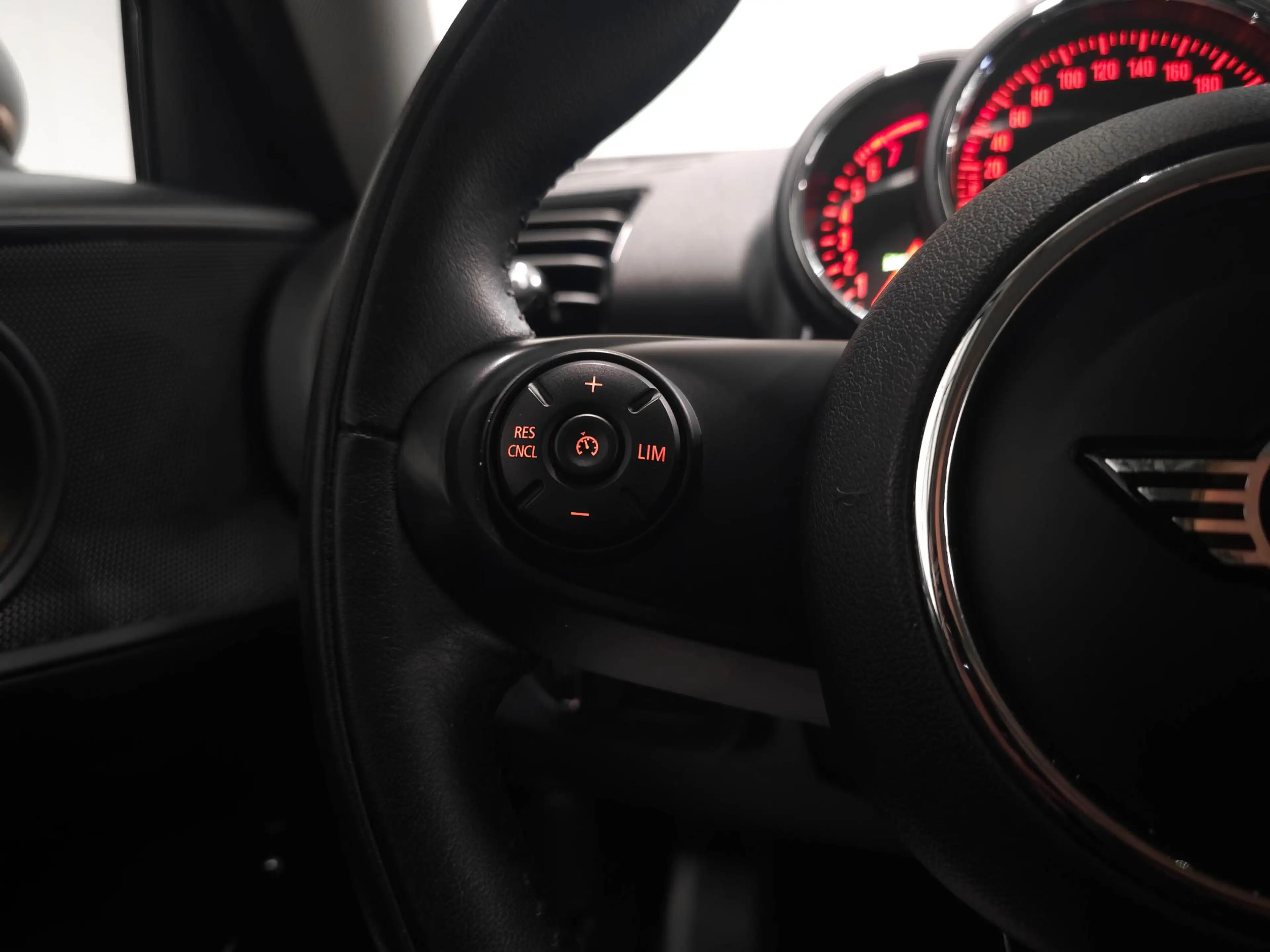 MINI Cooper Clubman 1.5 Black edition | Carplay | Stoelverwarming | Ke — photo 14