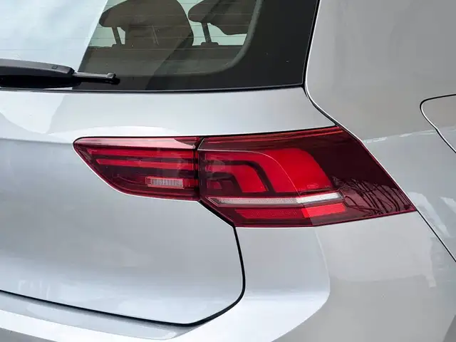 Volkswagen Golf view 17