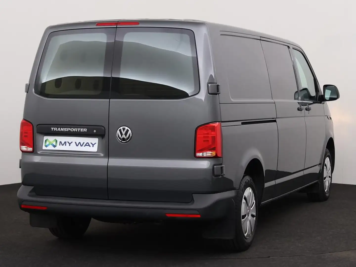 Volkswagen Transporter 2.0 TDI 150 PK 6v / Cruise Control / Bluetooth / Airco Grijs - 2