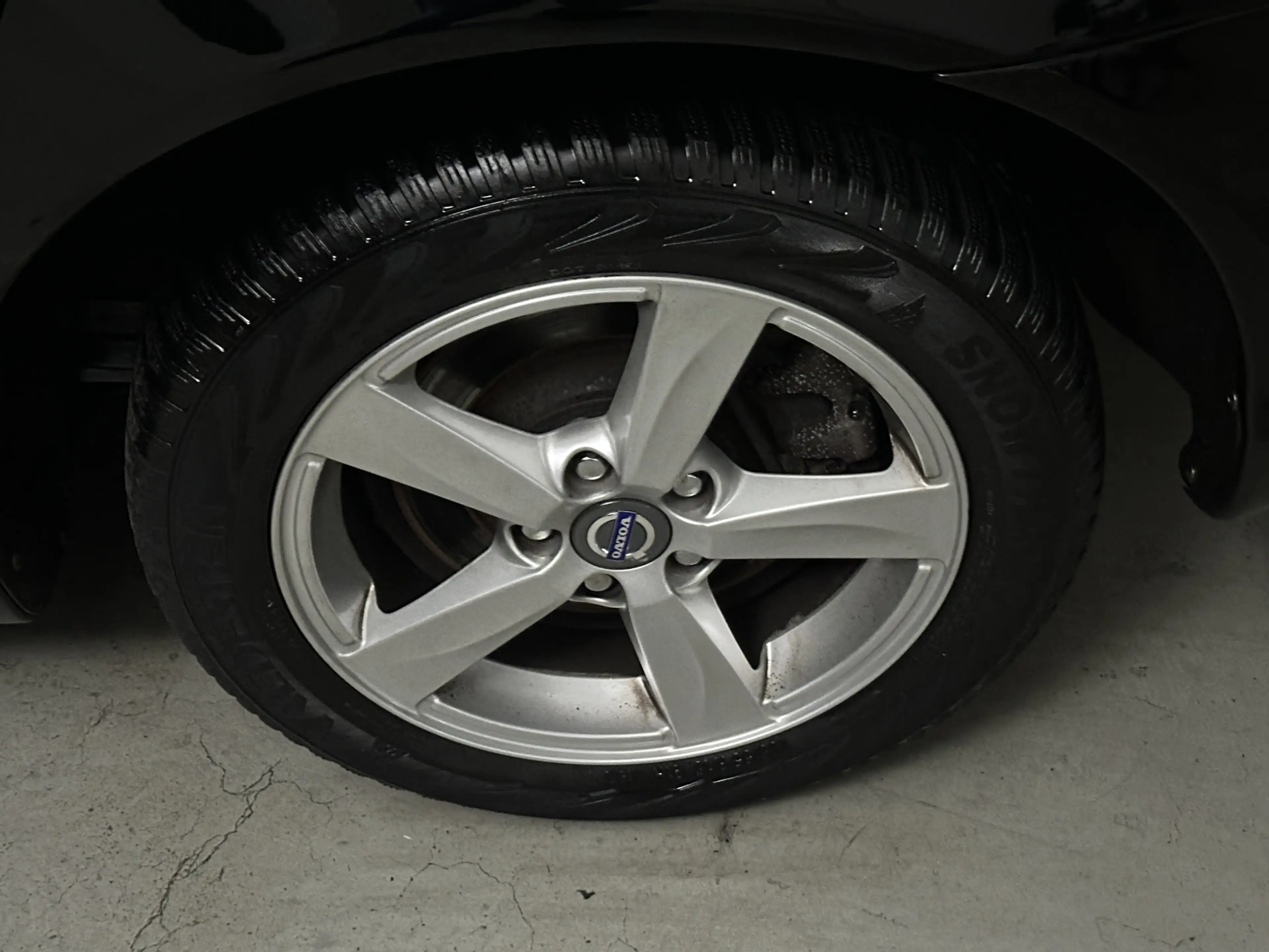 Volvo V70 2.0 T5 Kinetic *Automaat*AC*CC*Full Leather* — photo 10