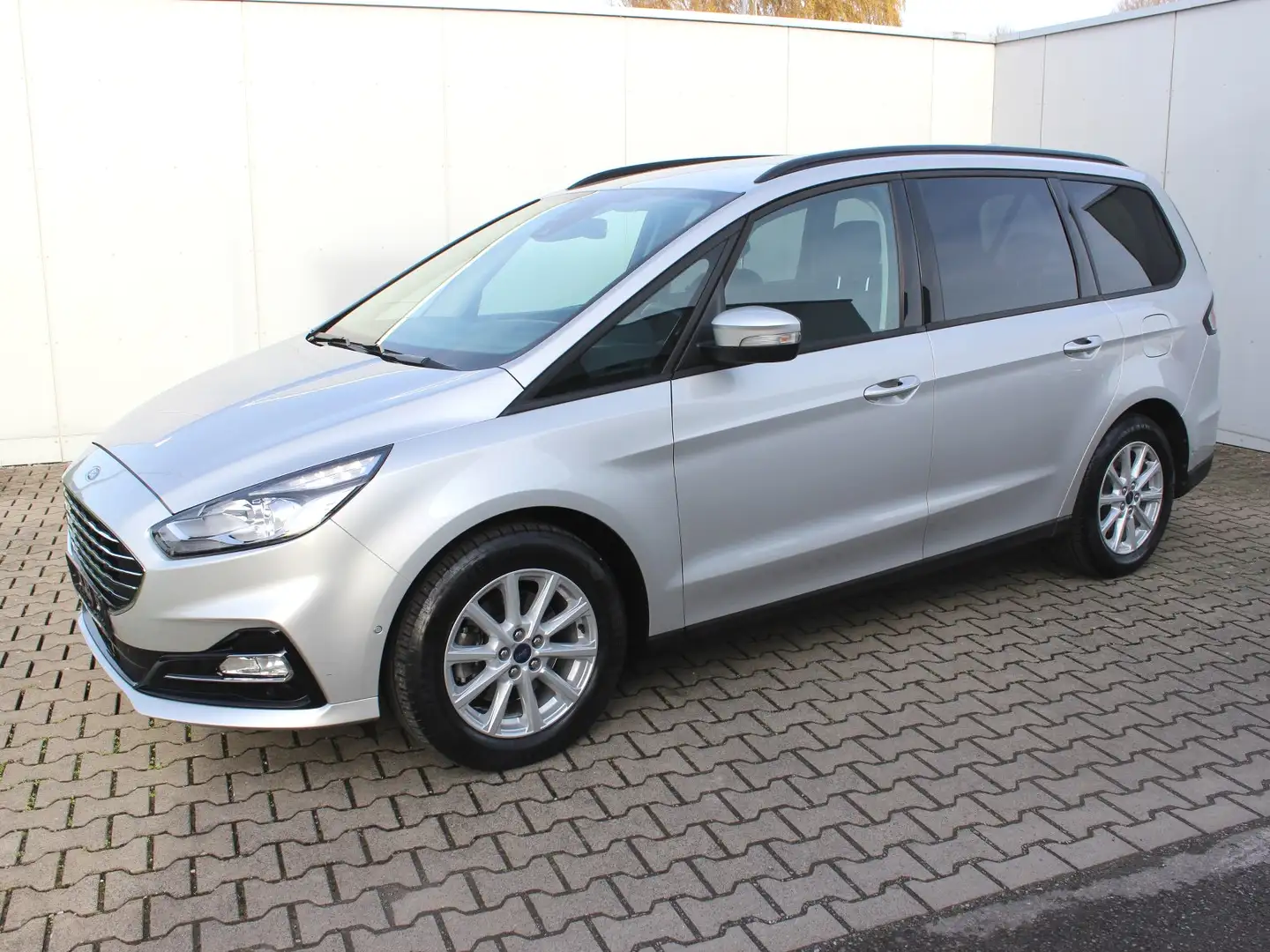 Ford Galaxy Trend Start/Stopp 2,0 EcoBlue Silber - 2