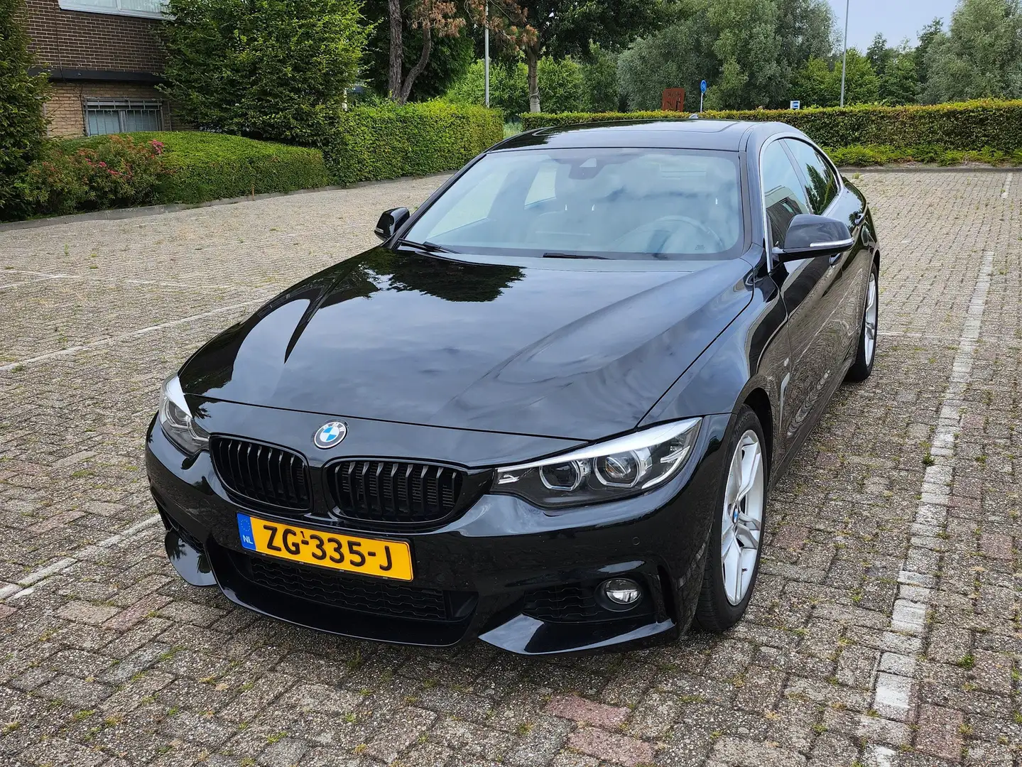 BMW 418 418 High Exec. Black - 1