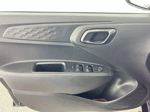 Hyundai I10 view 11