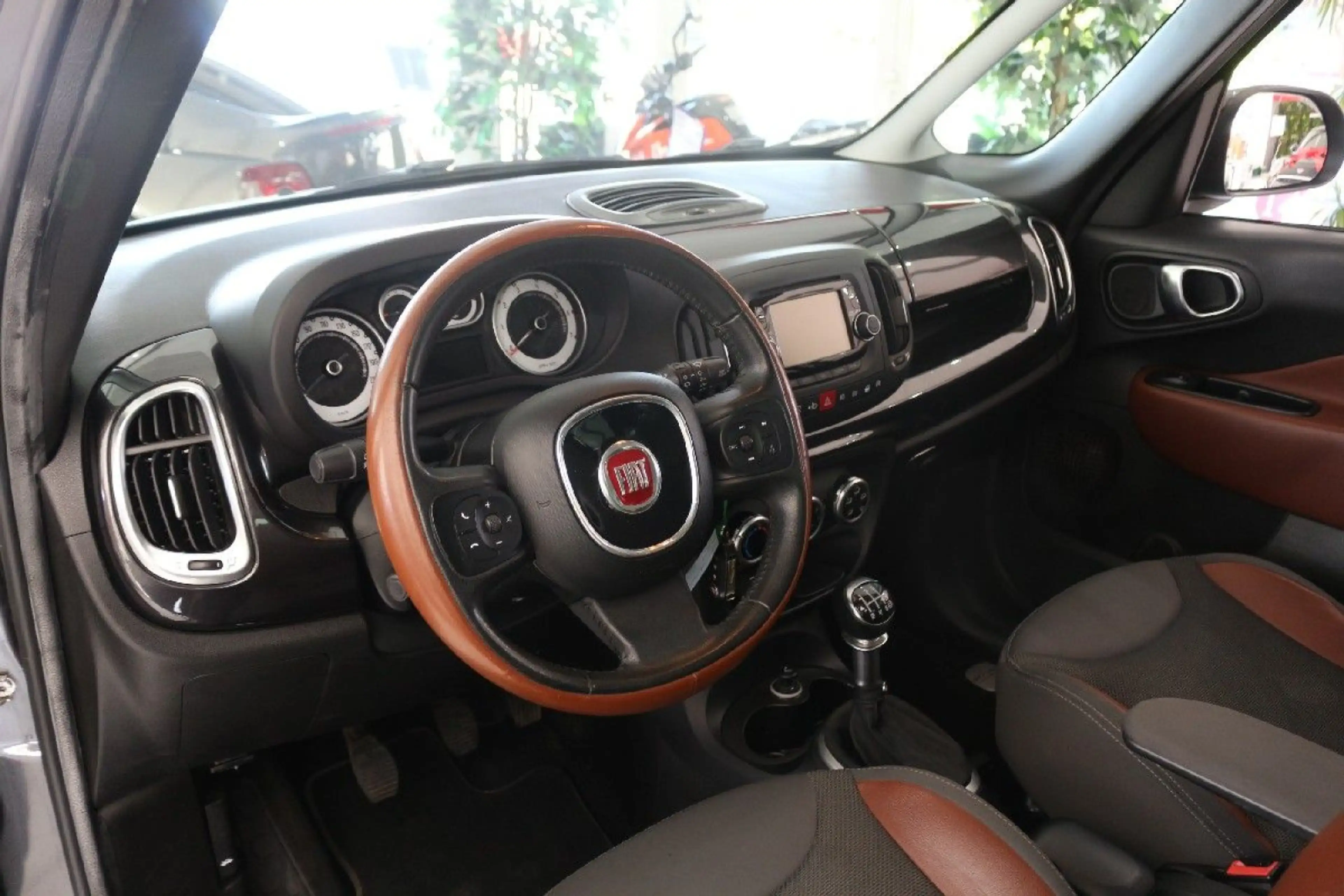 Fiat 500L - Teilleder-Navi-Sitzheiz-PDC — photo 8