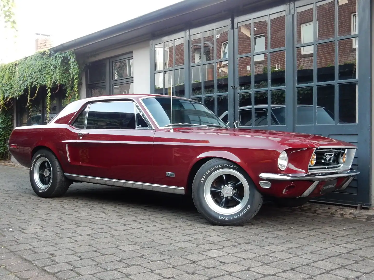 Ford Mustang 1968 GT S-code Coupe 390 komplett restauriert Rot - 1