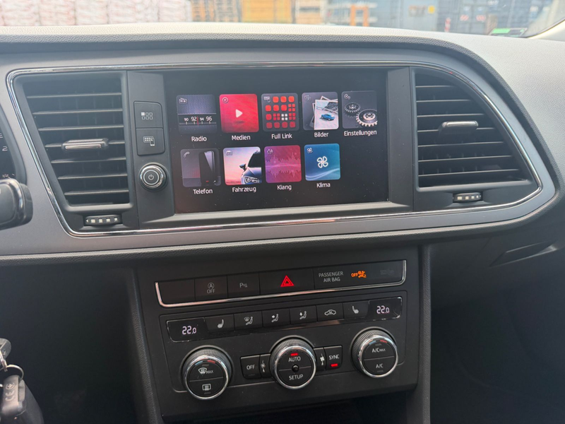 SEAT Leon ST Style — photo 13