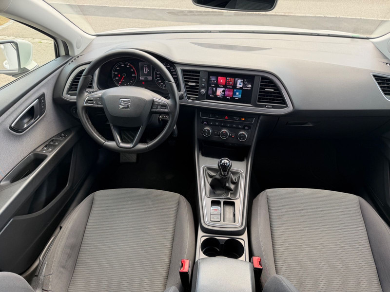 SEAT Leon ST Style — photo 12