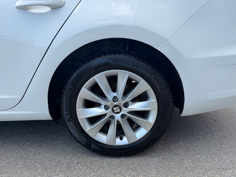 SEAT Leon ST Style — photo 11