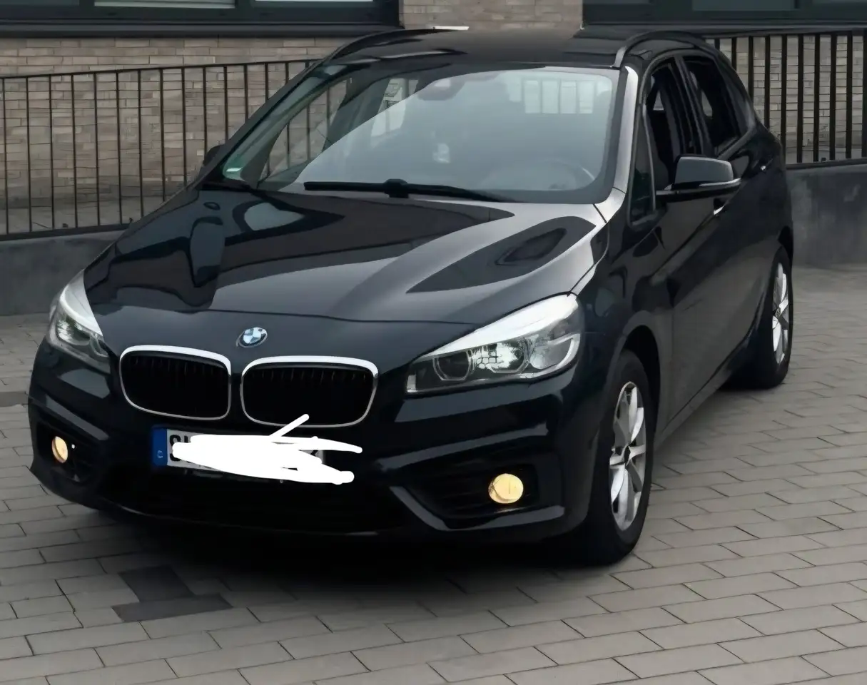 BMW 218
