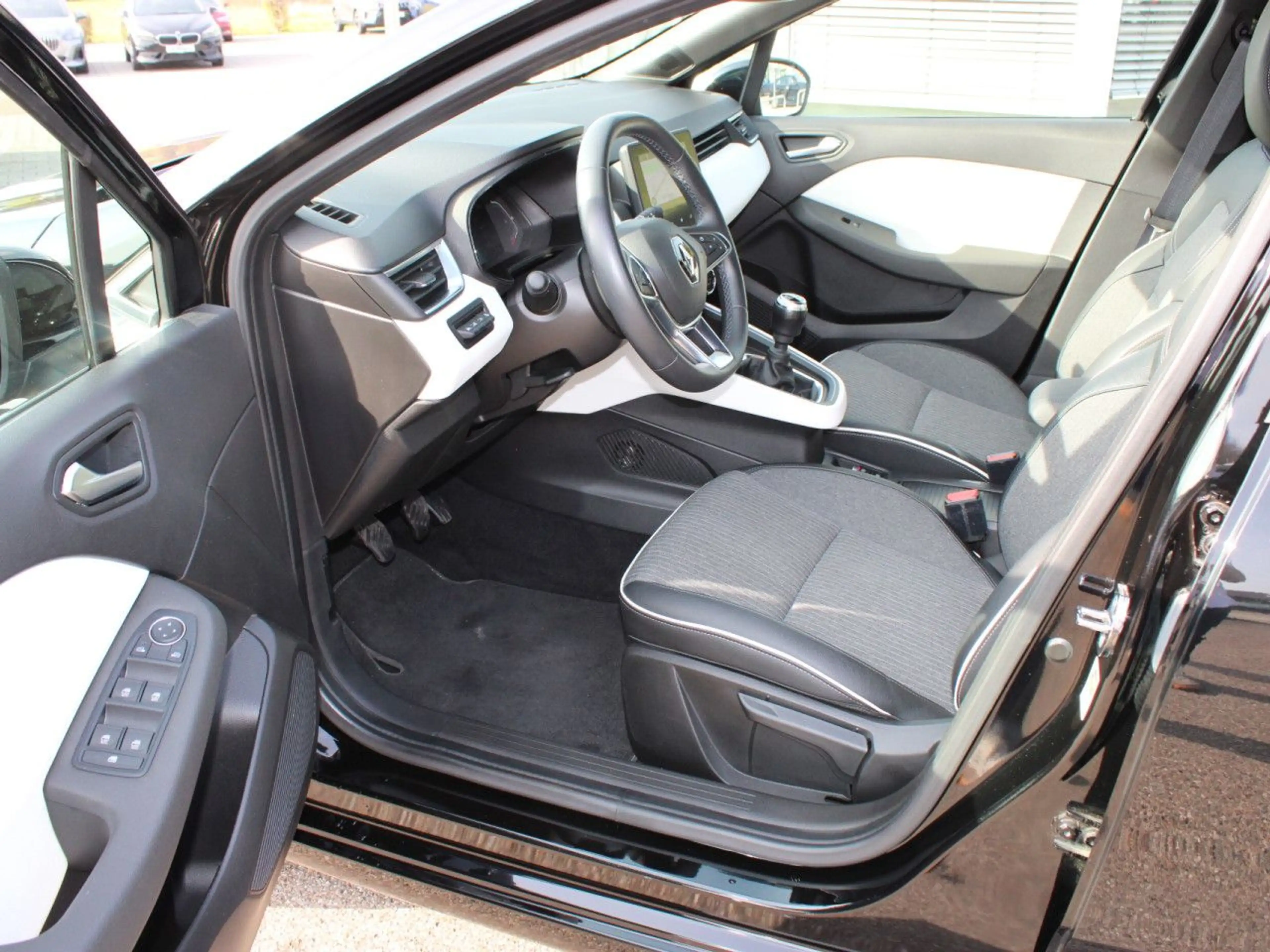 Renault Clio TCe 90 Techno LED Navi Kamera Sitz+Lenkradh — photo 8