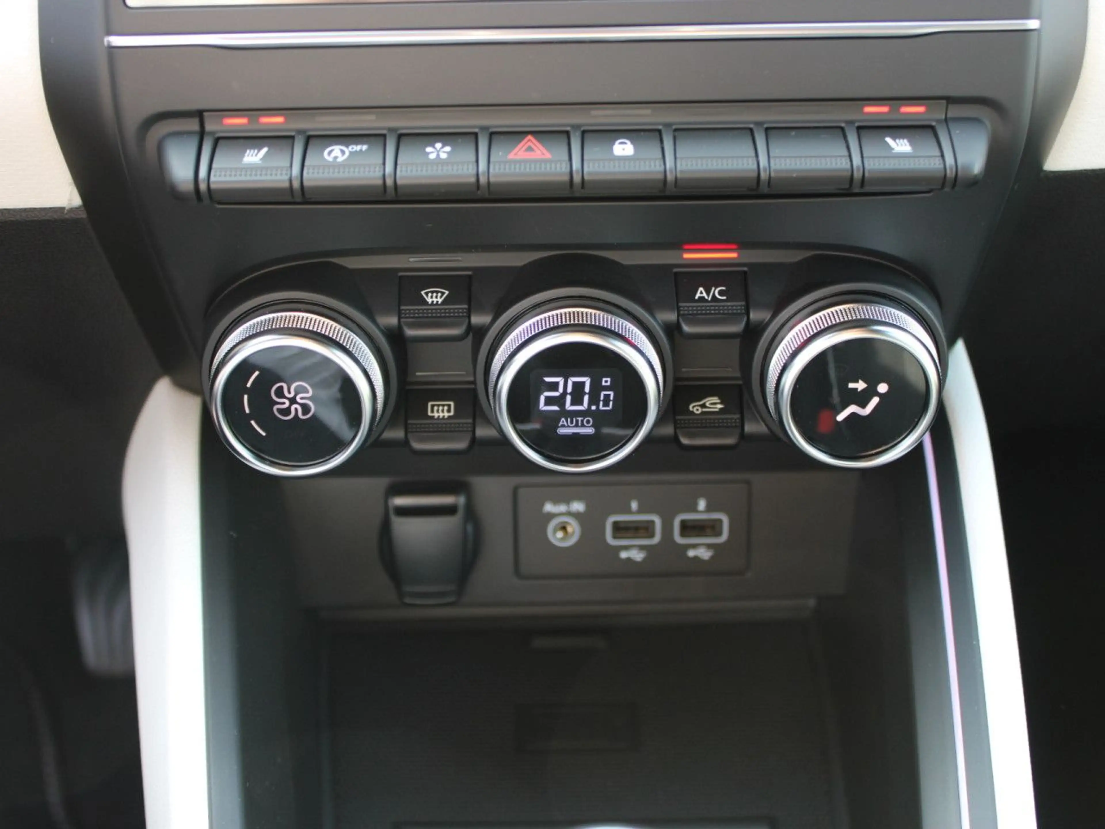 Renault Clio TCe 90 Techno LED Navi Kamera Sitz+Lenkradh — photo 13