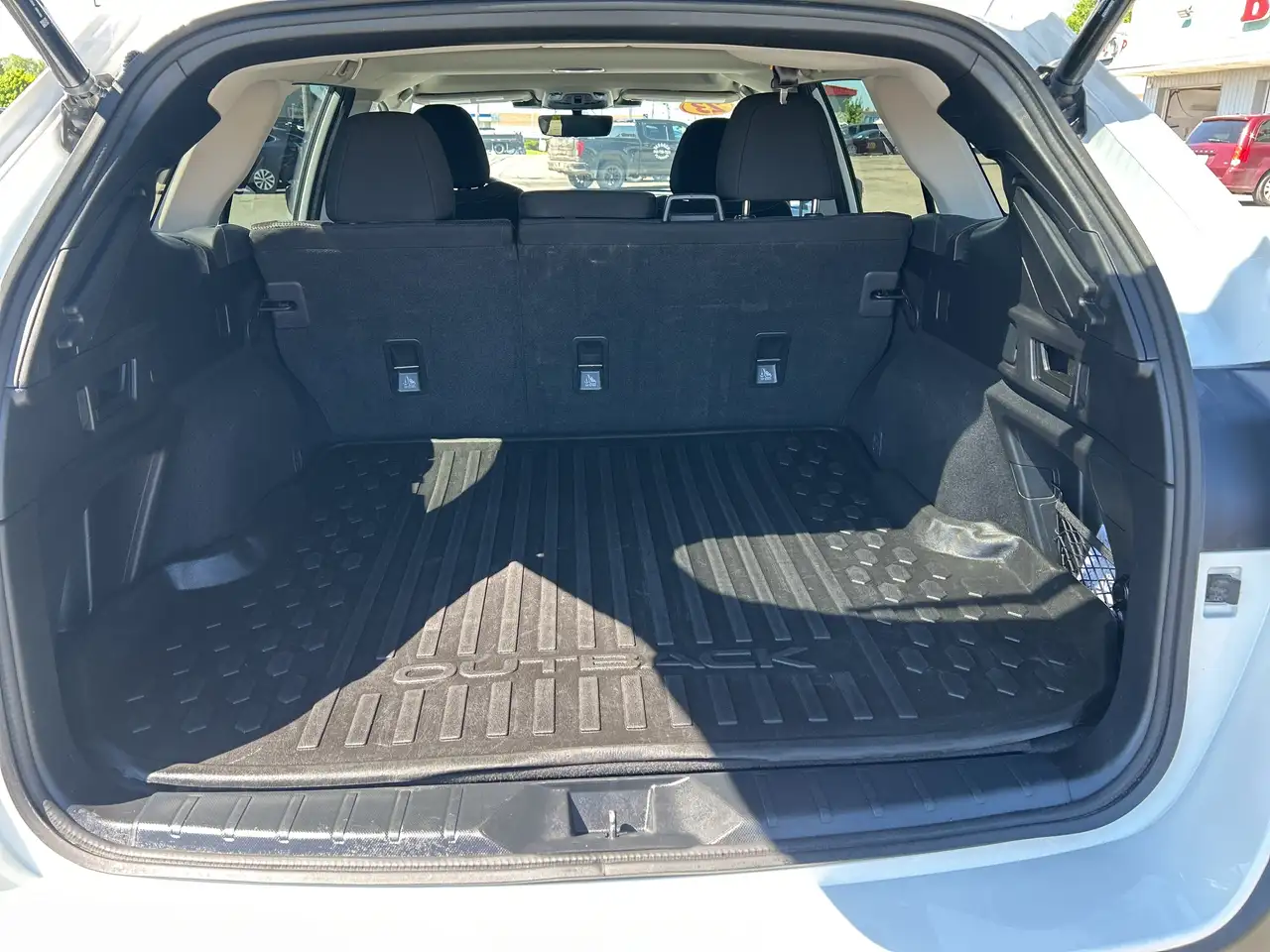 Subaru OUTBACK снимка Subaru OUTBACK
