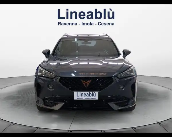 Cupra Formentor view 8