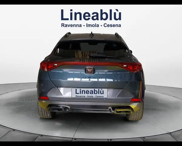 Cupra Formentor view 4