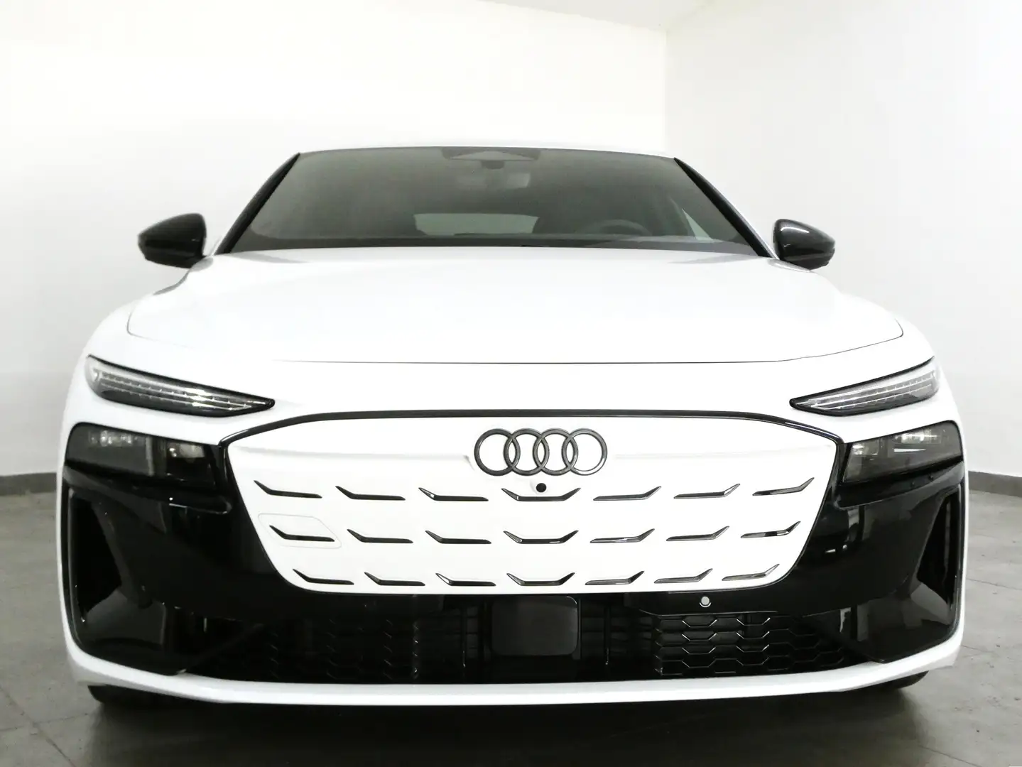 Audi A6 e-tron quattro Matrix Navi Ahk ACC DAB App virtual Headup Weiß - 2