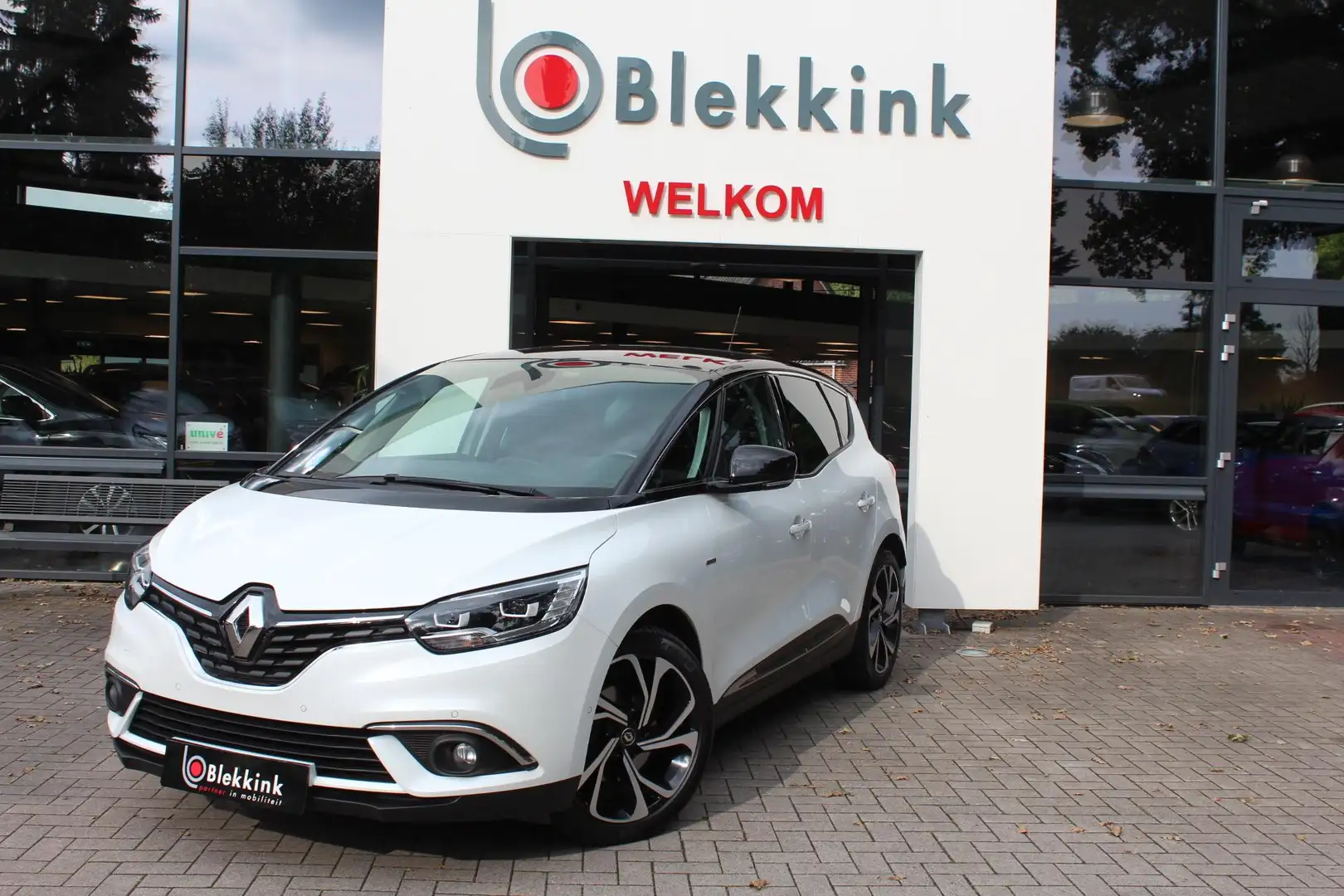 Renault Scenic 1.3 EDC Bose 140 AUTOMAAT Wit - 2
